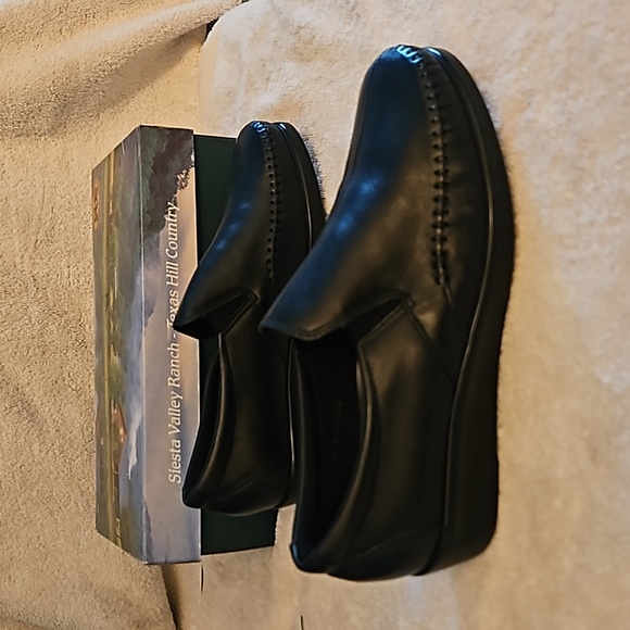 SAS womens Dream Black size 8 1/2 - Picture 1 of 9